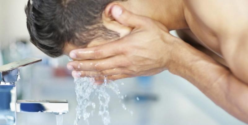 Sai Lầm Khi Sử Dụng Sữa Rửa Mặt Nam