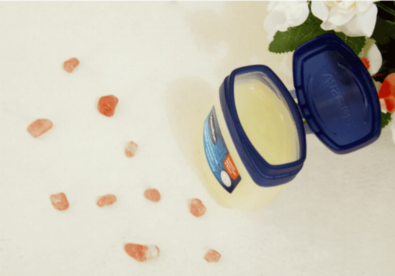 Vaseline dưỡng ẩm da