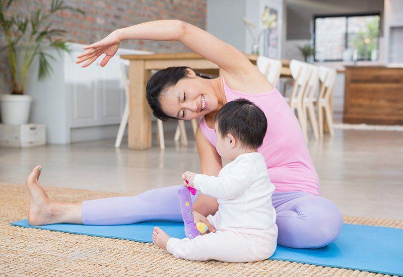 Tập luyện thể dục giúp làm xẹp bụng sau sinh