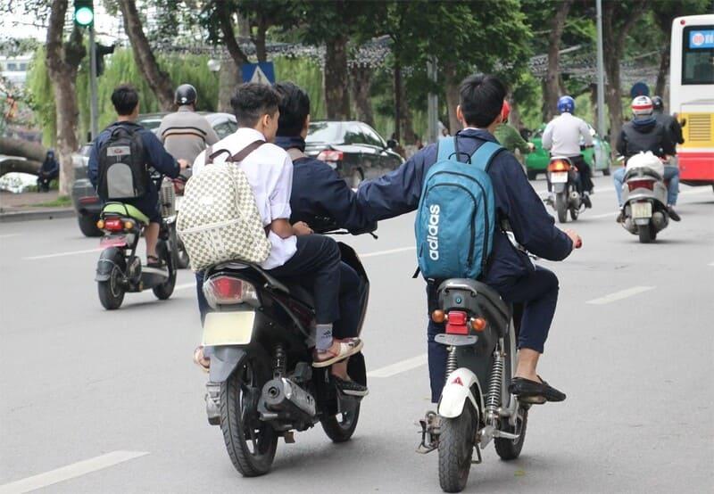 Lái Xe Máy 50cc