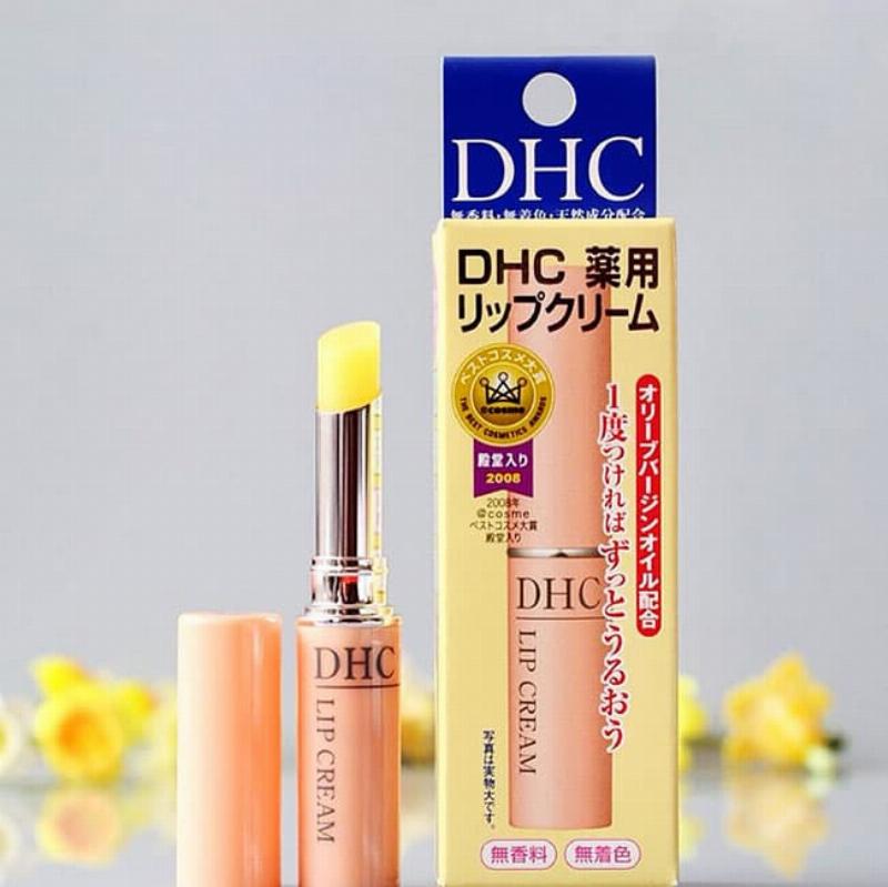 Son dưỡng môi có màu Nhật Bản