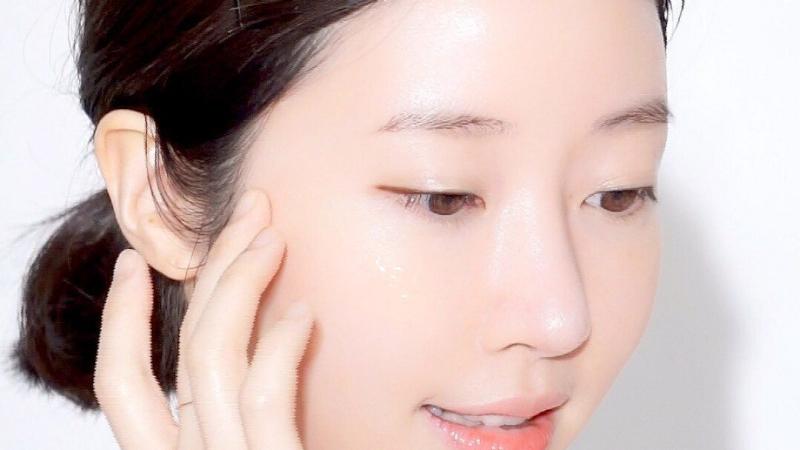Thuốc trị mụn chứa Salicylic Acid làm thông thoáng lỗ chân lông